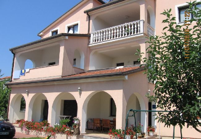 Studio in Umag - Studioapartment in Umag mit Balkon, W-LAN (853-4) Studio in Umag - Studioapartment in Umag mit Balkon, W-LAN (853-4)