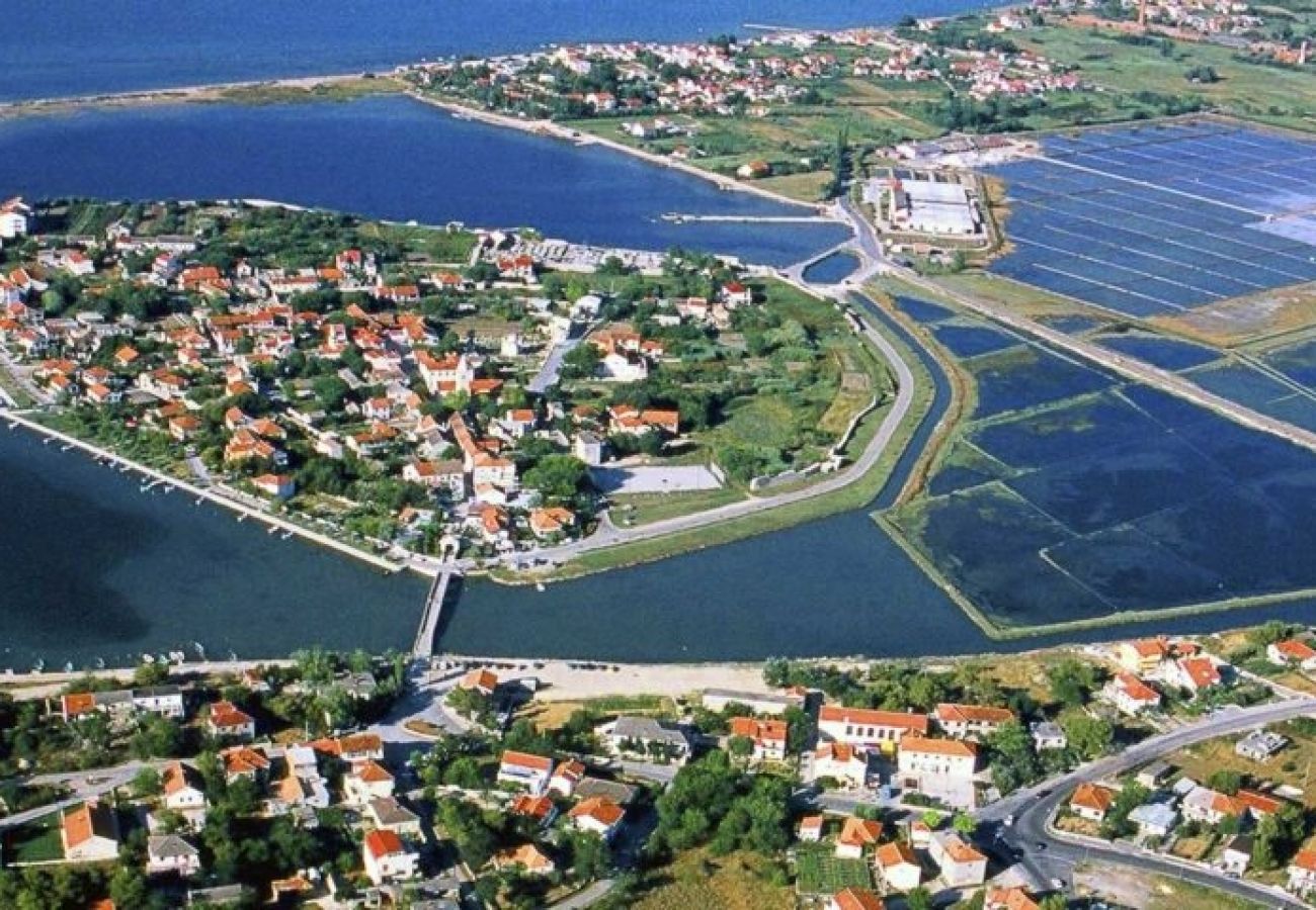 Ferienwohnung in Nin - Ferienwohnung in Zaton (Zadar) mit Meerblick, Terrasse, Klimaanlage, W-LAN (3796-1)