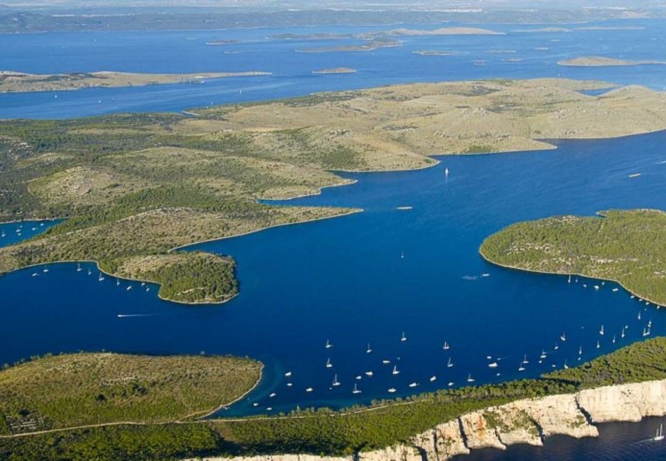 Ferienwohnung in Nin - Ferienwohnung in Zaton (Zadar) mit Meerblick, Balkon, Klimaanlage, W-LAN (3796-4)