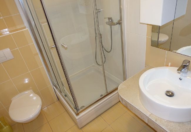 Studio in Nin - Studioapartment in Zaton (Zadar) mit Balkon, Klimaanlage, W-LAN, Waschmaschine (3796-6) Studio in Nin - Studioapartment in Zaton (Zadar) mit Balkon, Klimaanlage, W-LAN, Waschmaschine (3796-6)