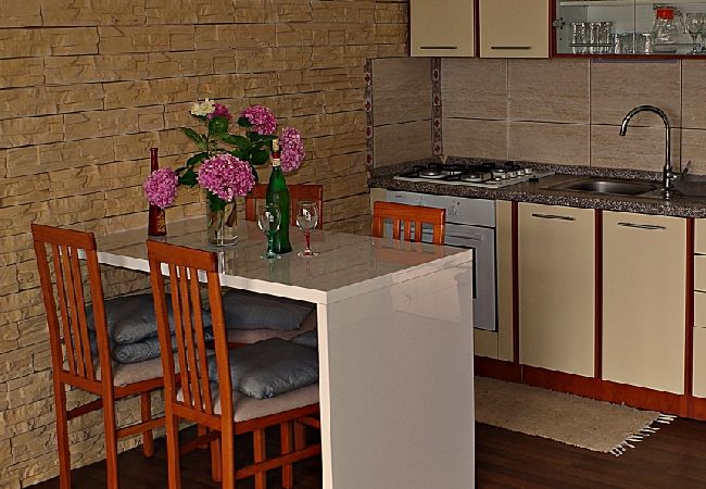 Ferienwohnung in Poljana - Ferienwohnung in Poljana mit Meerblick, Terrasse, Klimaanlage, W-LAN (3617-5) Ferienwohnung in Poljana - Ferienwohnung in Poljana mit Meerblick, Terrasse, Klimaanlage, W-LAN (3617-5)