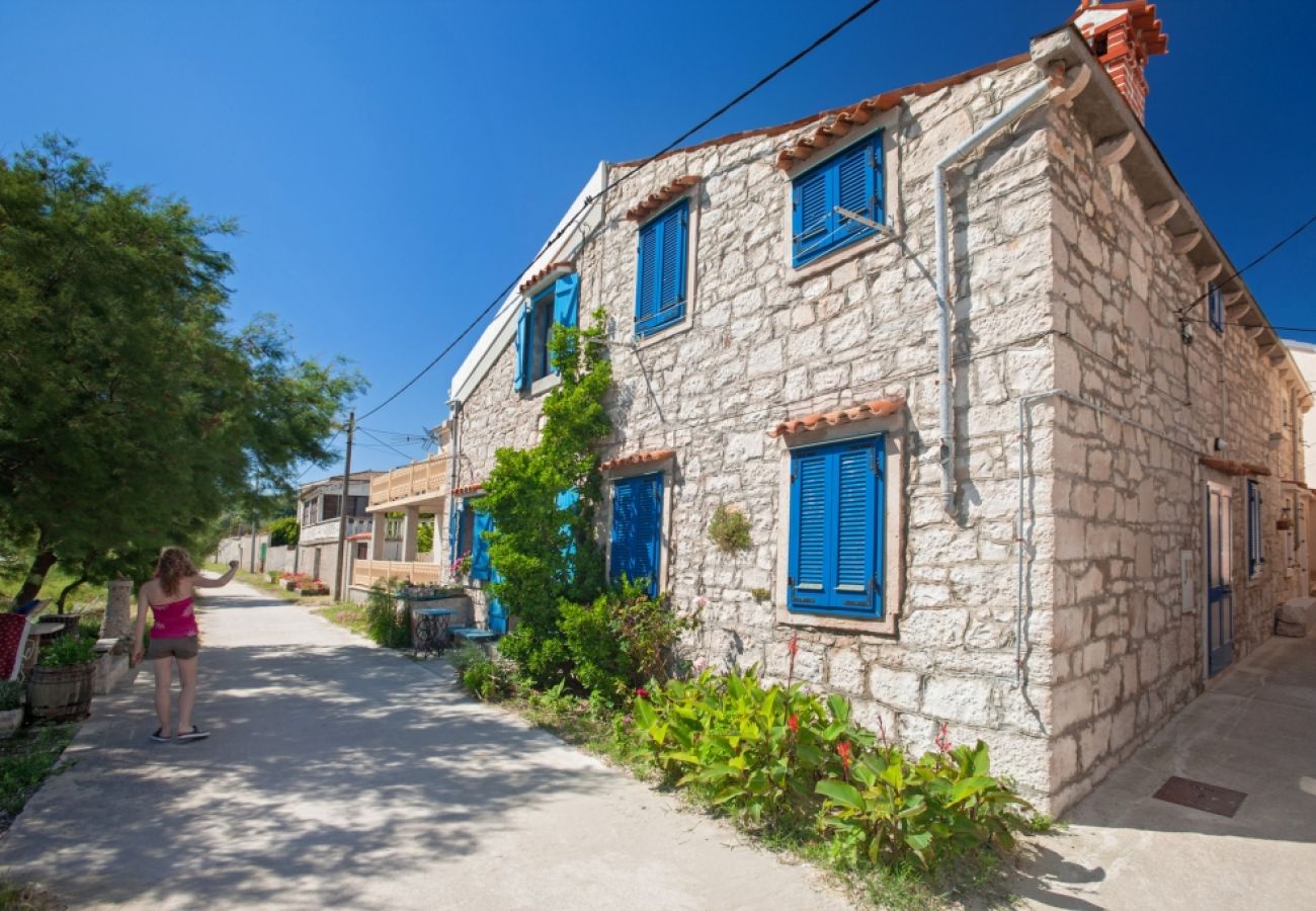 Ferienwohnung in Susak - Ferienwohnung in Susak mit Klimaanlage, W-LAN (3865-1)