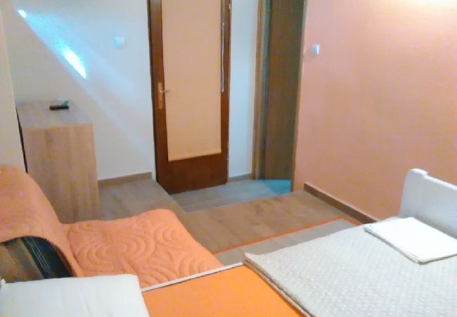 Studio in Jadranovo - Studioapartment in Jadranovo mit Balkon, Klimaanlage, W-LAN (3856-3) Studio in Jadranovo - Studioapartment in Jadranovo mit Balkon, Klimaanlage, W-LAN (3856-3)