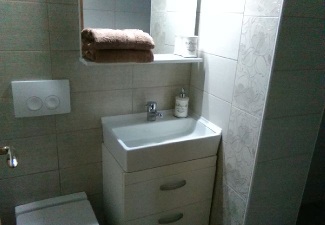 Studio in Jadranovo - Studioapartment in Jadranovo mit Balkon, Klimaanlage, W-LAN (3856-3) Studio in Jadranovo - Studioapartment in Jadranovo mit Balkon, Klimaanlage, W-LAN (3856-3)