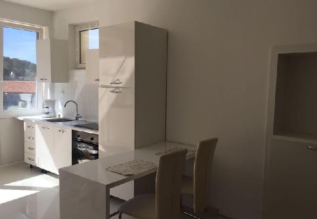 Studio in Povlja - Studioapartment in Povlja mit Meerblick, Terrasse, Klimaanlage, W-LAN (3419-4) Studio in Povlja - Studioapartment in Povlja mit Meerblick, Terrasse, Klimaanlage, W-LAN (3419-4)
