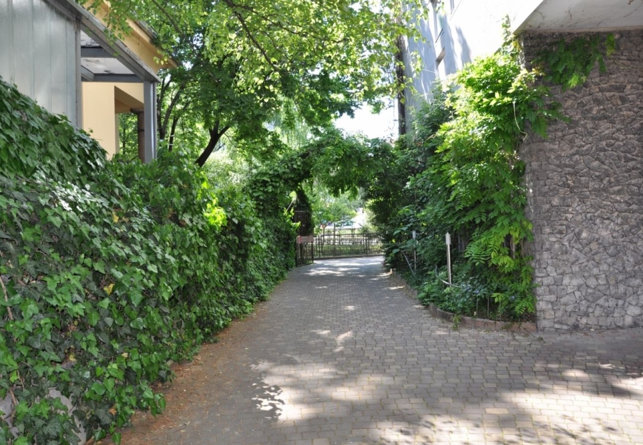 Ferienwohnung in Zagreb - Ferienwohnung in Zagreb mit Terrasse, Klimaanlage, W-LAN, Waschmaschine (3798-1)