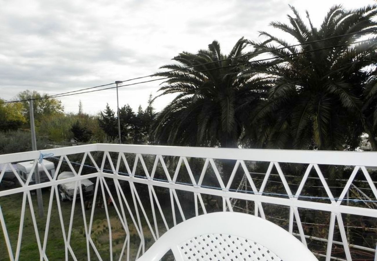 Ferienwohnung in Duce - Ferienwohnung in Duće mit Meerblick, Terrasse, Klimaanlage, W-LAN (4166-2)