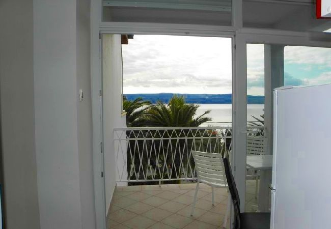 Ferienwohnung in Duce - Ferienwohnung in Duće mit Meerblick, Balkon, Klimaanlage, W-LAN (4166-5) Ferienwohnung in Duce - Ferienwohnung in Duće mit Meerblick, Balkon, Klimaanlage, W-LAN (4166-5)