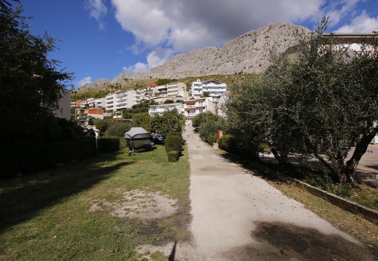 Ferienwohnung in Duce - Ferienwohnung in Duće mit Meerblick, Balkon, Klimaanlage, W-LAN (4172-1)