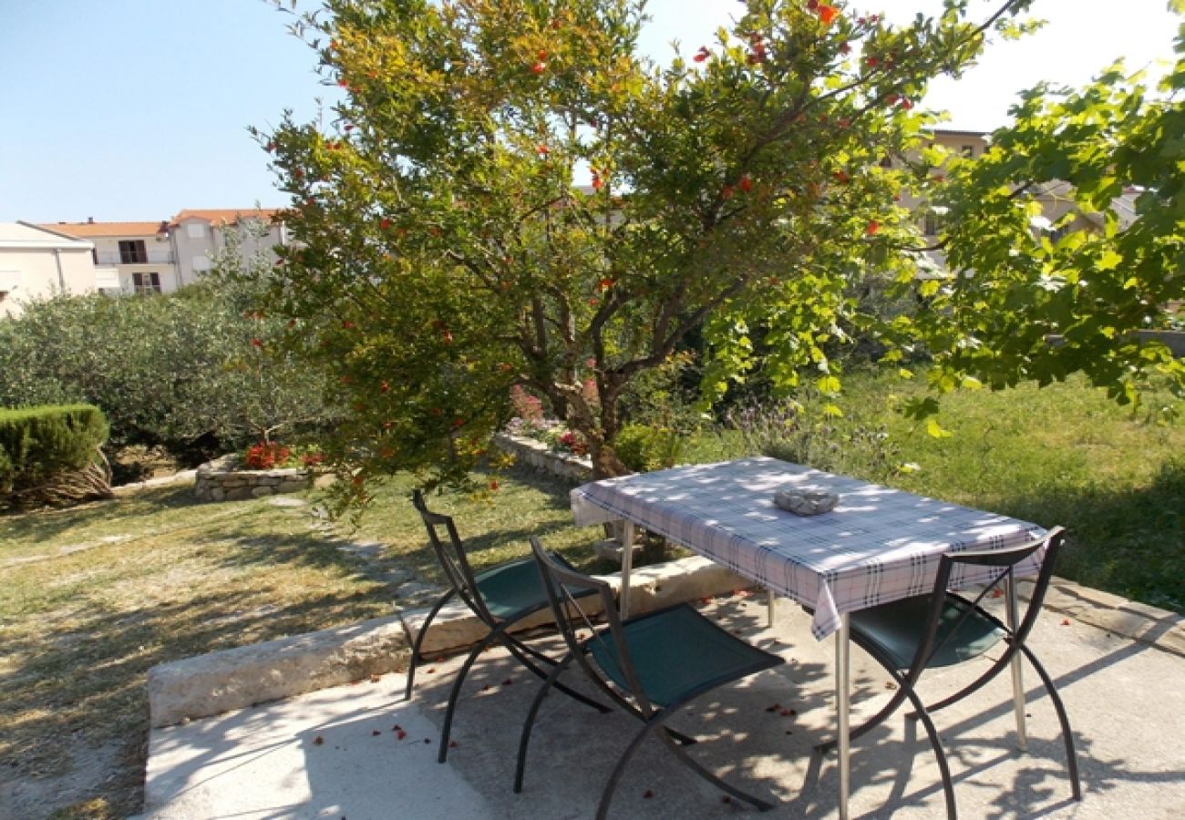 Ferienwohnung in Duce - Ferienwohnung in Duće mit Meerblick, Balkon, Klimaanlage, W-LAN (4174-1)