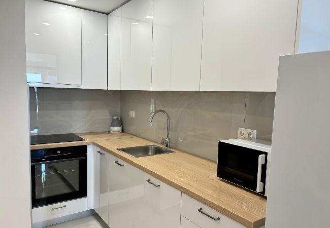 Ferienwohnung in Duce - Ferienwohnung in Duće mit Meerblick, Balkon, Klimaanlage, W-LAN (4174-8) Ferienwohnung in Duce - Ferienwohnung in Duće mit Meerblick, Balkon, Klimaanlage, W-LAN (4174-8)