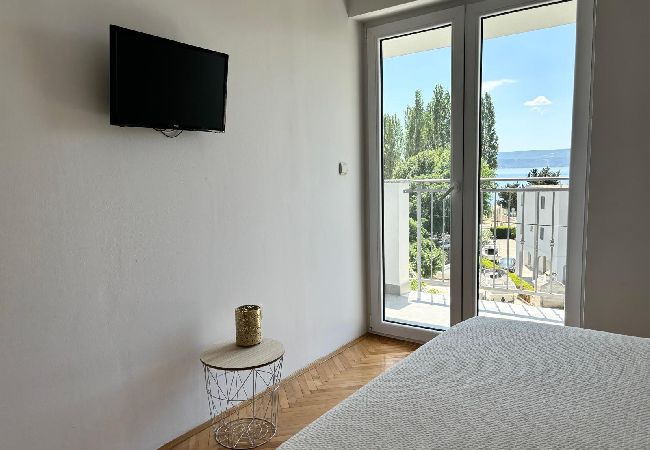 Ferienwohnung in Duce - Ferienwohnung in Duće mit Meerblick, Balkon, Klimaanlage, W-LAN (4174-8) Ferienwohnung in Duce - Ferienwohnung in Duće mit Meerblick, Balkon, Klimaanlage, W-LAN (4174-8)