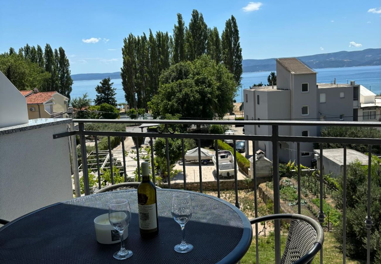 Ferienwohnung in Duce - Ferienwohnung in Duće mit Meerblick, Balkon, Klimaanlage, W-LAN (4174-8)