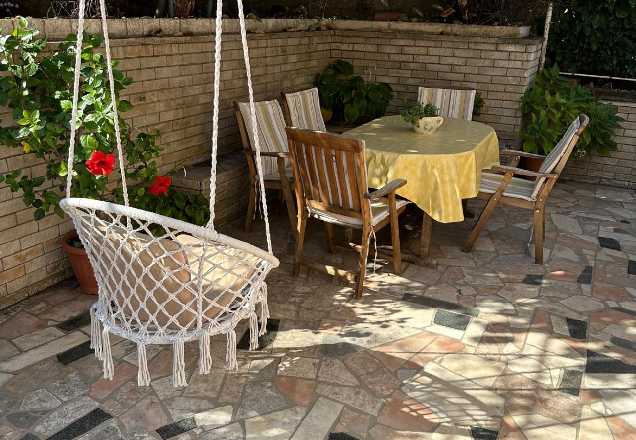 Ferienwohnung in Trpanj - Ferienwohnung in Trpanj mit Meerblick, Terrasse, Klimaanlage, W-LAN (4199-2)