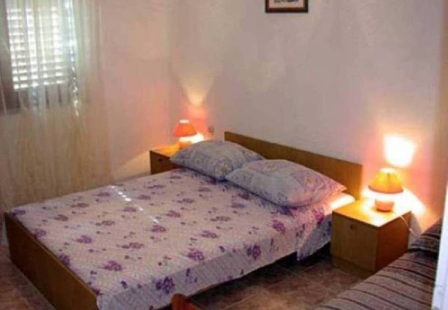 Ferienwohnung in Kali - Ferienwohnung in Kali mit Meerblick, Balkon, Klimaanlage, W-LAN (4230-2) Ferienwohnung in Kali - Ferienwohnung in Kali mit Meerblick, Balkon, Klimaanlage, W-LAN (4230-2)