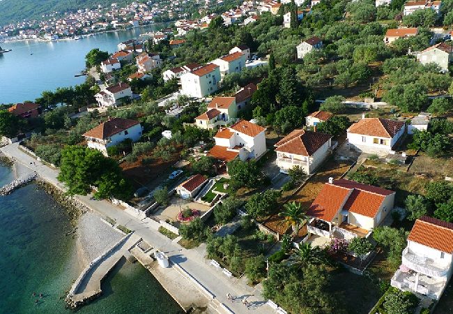 Ferienwohnung in Poljana - Ferienwohnung in Poljana mit Meerblick, Balkon, Klimaanlage, W-LAN (4232-2) Ferienwohnung in Poljana - Ferienwohnung in Poljana mit Meerblick, Balkon, Klimaanlage, W-LAN (4232-2)
