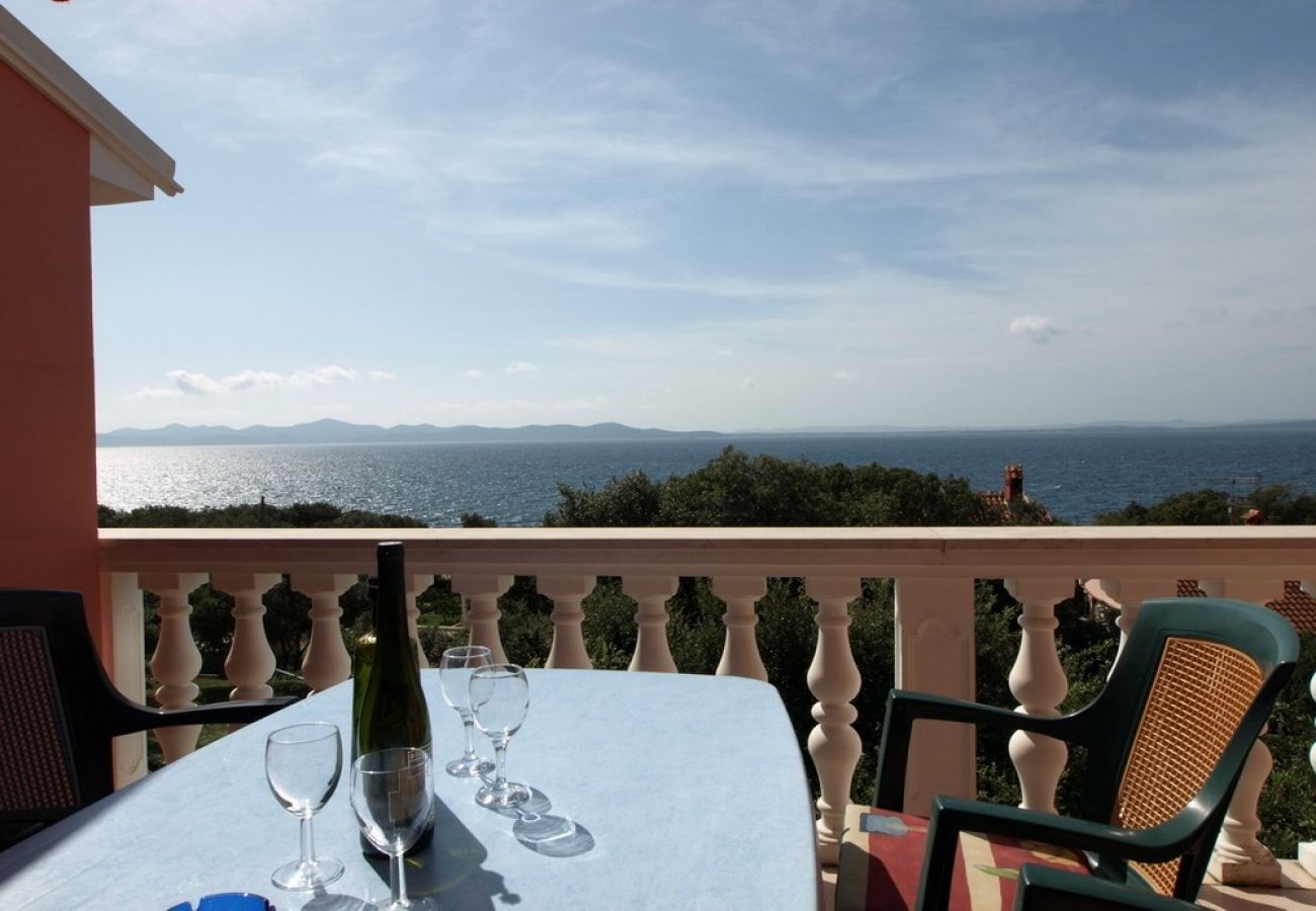 Ferienwohnung in Kožino - Ferienwohnung in Kožino mit Meerblick, Balkon, Klimaanlage, W-LAN (4262-1)