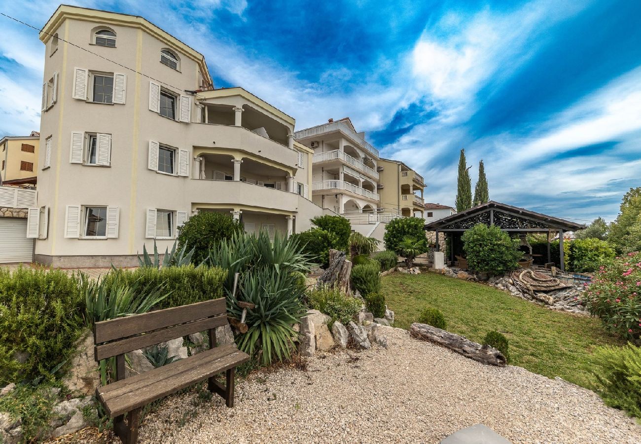 Ferienwohnung in Crikvenica - Ferienwohnung in Crikvenica mit Meerblick, Klimaanlage, W-LAN, Waschmaschine (4267-2)