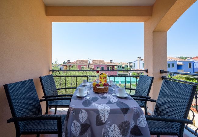 Ferienwohnung in Bašanija - Ferienwohnung in Bašanija mit Meerblick, Terrasse, Klimaanlage, W-LAN (113-3) Ferienwohnung in Bašanija - Ferienwohnung in Bašanija mit Meerblick, Terrasse, Klimaanlage, W-LAN (113-3)