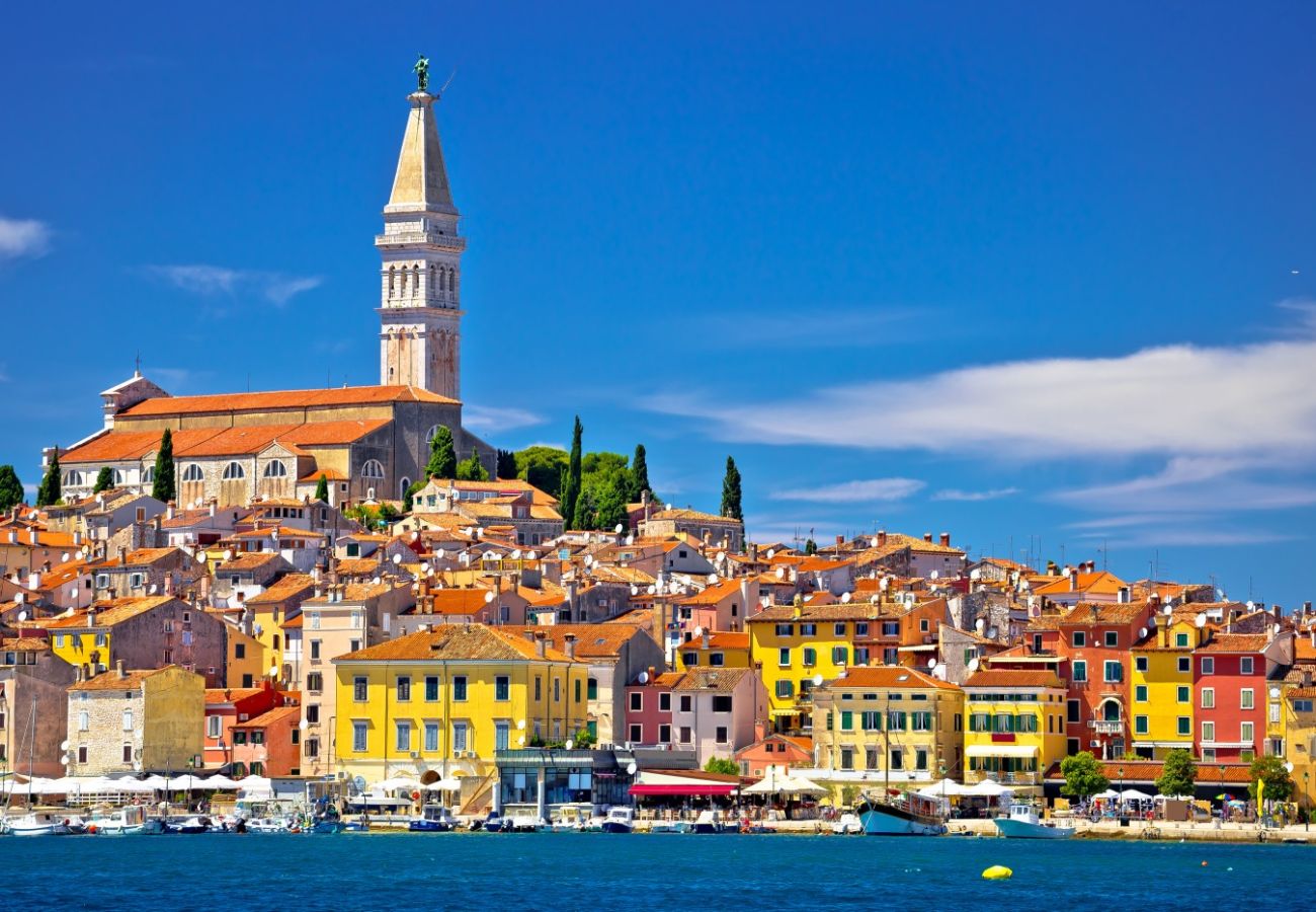 Ferienwohnung in Rovinj - Ferienwohnung in Rovinj mit Terrasse, Klimaanlage, W-LAN, Spülmaschine (4285-1)