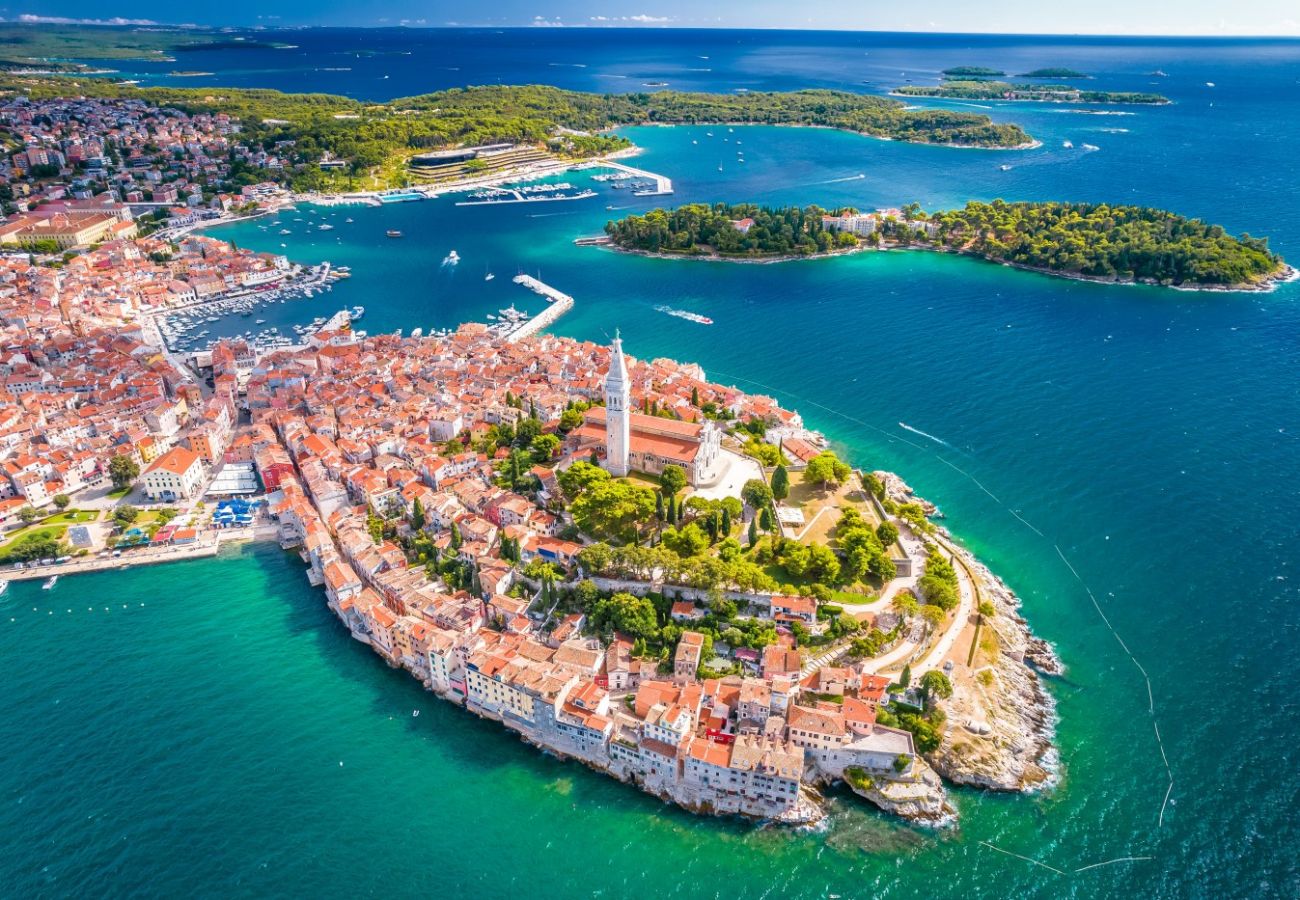 Ferienwohnung in Rovinj - Ferienwohnung in Rovinj mit Terrasse, Klimaanlage, W-LAN, Spülmaschine (4285-1)