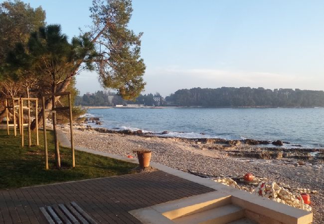 Ferienwohnung in Rovinj - Ferienwohnung in Rovinj mit Terrasse, Klimaanlage, W-LAN, Spülmaschine (4286-4) Ferienwohnung in Rovinj - Ferienwohnung in Rovinj mit Terrasse, Klimaanlage, W-LAN, Spülmaschine (4286-4)