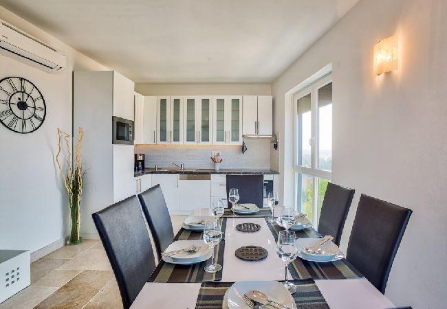 Ferienwohnung in Rovinj - Ferienwohnung in Rovinj mit Meerblick, Terrasse, Klimaanlage, W-LAN (4286-6) Ferienwohnung in Rovinj - Ferienwohnung in Rovinj mit Meerblick, Terrasse, Klimaanlage, W-LAN (4286-6)