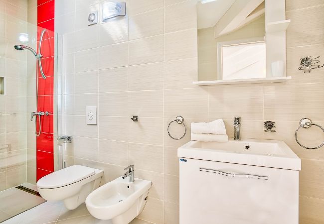 Ferienwohnung in Rovinj - Ferienwohnung in Rovinj mit Meerblick, Terrasse, Klimaanlage, W-LAN (4286-6) Ferienwohnung in Rovinj - Ferienwohnung in Rovinj mit Meerblick, Terrasse, Klimaanlage, W-LAN (4286-6)
