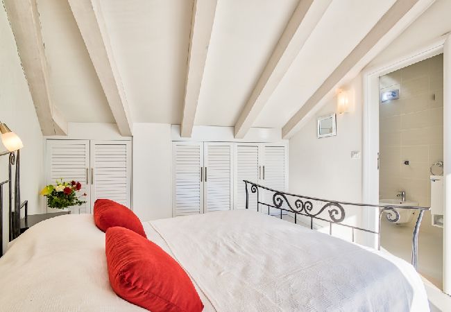 Ferienwohnung in Rovinj - Ferienwohnung in Rovinj mit Meerblick, Terrasse, Klimaanlage, W-LAN (4286-6) Ferienwohnung in Rovinj - Ferienwohnung in Rovinj mit Meerblick, Terrasse, Klimaanlage, W-LAN (4286-6)