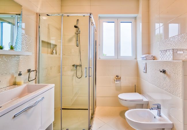 Ferienwohnung in Rovinj - Ferienwohnung in Rovinj mit Meerblick, Terrasse, Klimaanlage, W-LAN (4286-6) Ferienwohnung in Rovinj - Ferienwohnung in Rovinj mit Meerblick, Terrasse, Klimaanlage, W-LAN (4286-6)