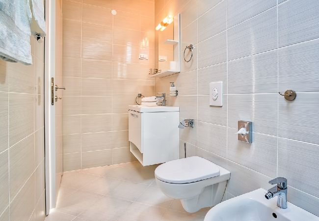 Ferienwohnung in Rovinj - Ferienwohnung in Rovinj mit Meerblick, Terrasse, Klimaanlage, W-LAN (4286-6) Ferienwohnung in Rovinj - Ferienwohnung in Rovinj mit Meerblick, Terrasse, Klimaanlage, W-LAN (4286-6)