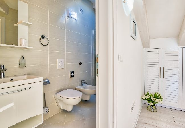 Ferienwohnung in Rovinj - Ferienwohnung in Rovinj mit Meerblick, Terrasse, Klimaanlage, W-LAN (4286-6) Ferienwohnung in Rovinj - Ferienwohnung in Rovinj mit Meerblick, Terrasse, Klimaanlage, W-LAN (4286-6)