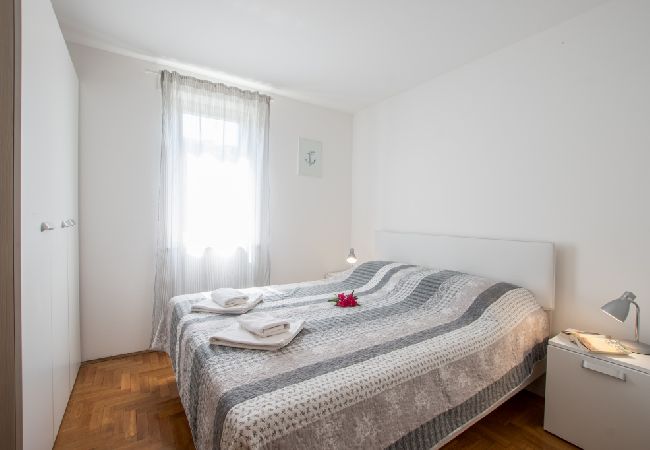 Ferienwohnung in Savudrija - Ferienwohnung in Savudrija mit Terrasse, Klimaanlage, W-LAN, Spülmaschine (4264-1) Ferienwohnung in Savudrija - Ferienwohnung in Savudrija mit Terrasse, Klimaanlage, W-LAN, Spülmaschine (4264-1)