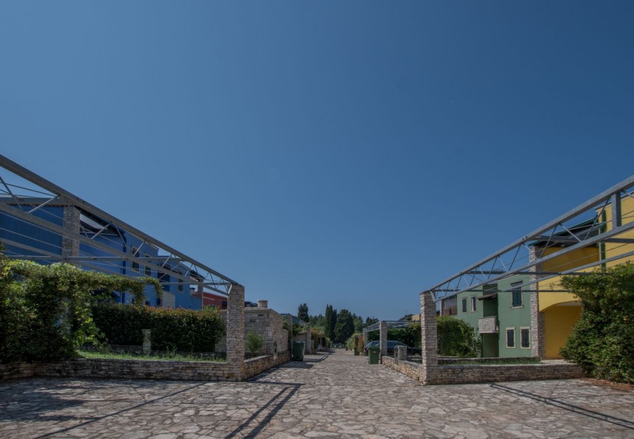 Ferienwohnung in Savudrija - Ferienwohnung in Savudrija mit Terrasse, Klimaanlage, W-LAN, Spülmaschine (4264-1)