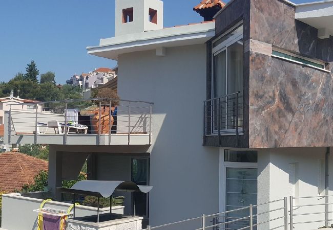 Studio in Trogir - Studioapartment in Trogir mit Balkon, Klimaanlage, W-LAN (4328-1) Studio in Trogir - Studioapartment in Trogir mit Balkon, Klimaanlage, W-LAN (4328-1)