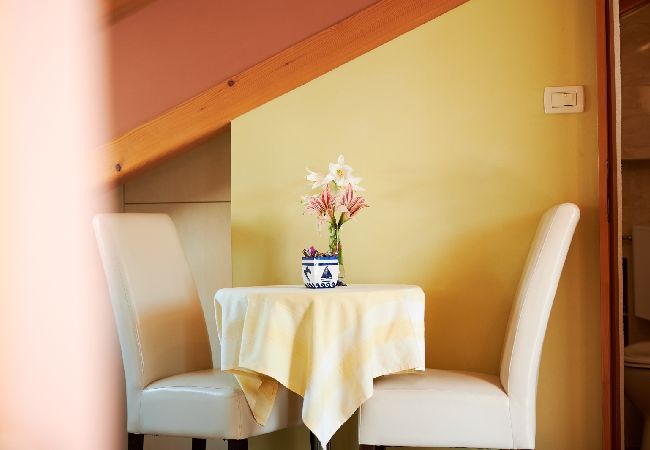 Studio in Trogir - Studioapartment in Trogir mit Balkon, Klimaanlage, W-LAN (4324-4) Studio in Trogir - Studioapartment in Trogir mit Balkon, Klimaanlage, W-LAN (4324-4)