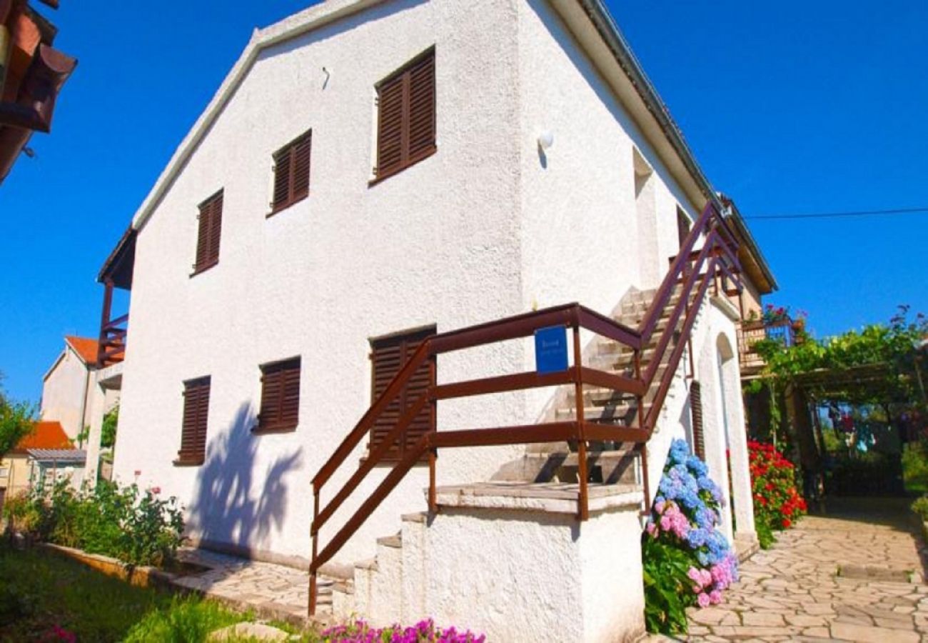 Ferienwohnung in Fažana - Ferienwohnung in Fažana mit Meerblick, Balkon, Klimaanlage, W-LAN (4348-1)