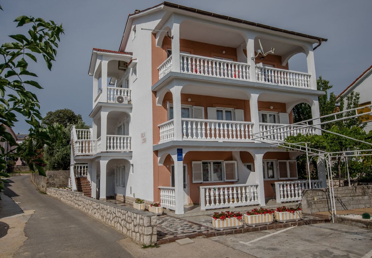 Ferienwohnung in Lopar - Ferienwohnung in Lopar mit Terrasse, Klimaanlage, W-LAN, Waschmaschine (4360-2)