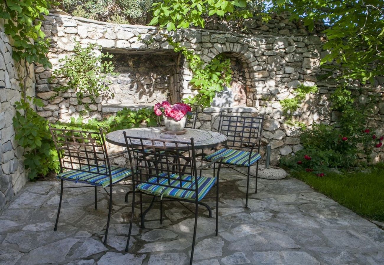 Ferienhaus in Bol - Ferienhaus in Bol mit Meerblick, Terrasse, Klimaanlage, W-LAN (120-1)