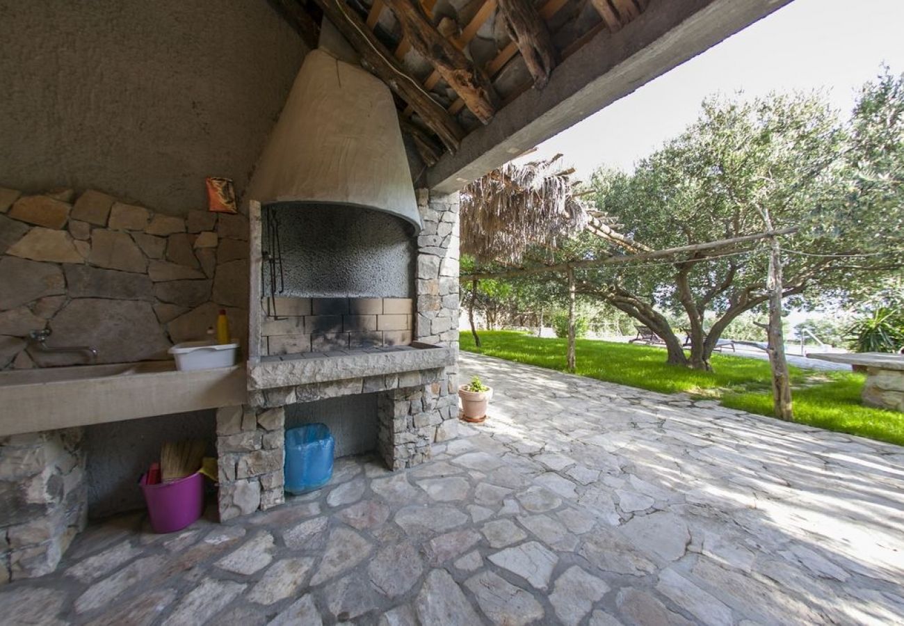 Ferienhaus in Bol - Ferienhaus in Bol mit Meerblick, Terrasse, Klimaanlage, W-LAN (120-1)