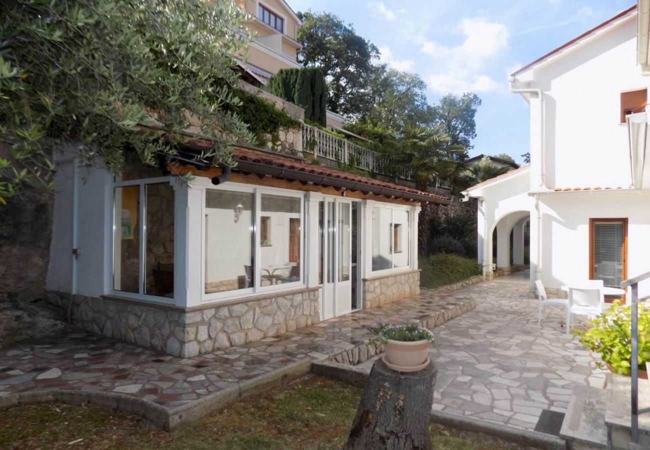 Ferienwohnung in Mošcenicka Draga - Ferienwohnung in Mošćenička Draga mit Meerblick, Terrasse, Klimaanlage, W-LAN (4364-5)