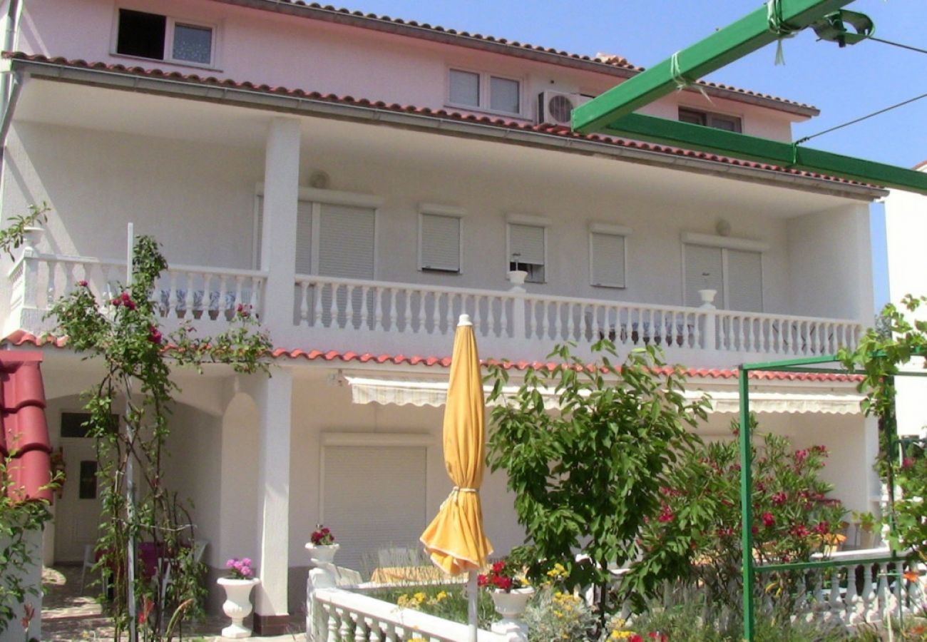 Ferienwohnung in Palit - Ferienwohnung in Palit mit Terrasse, Klimaanlage, W-LAN, Waschmaschine (4386-2)