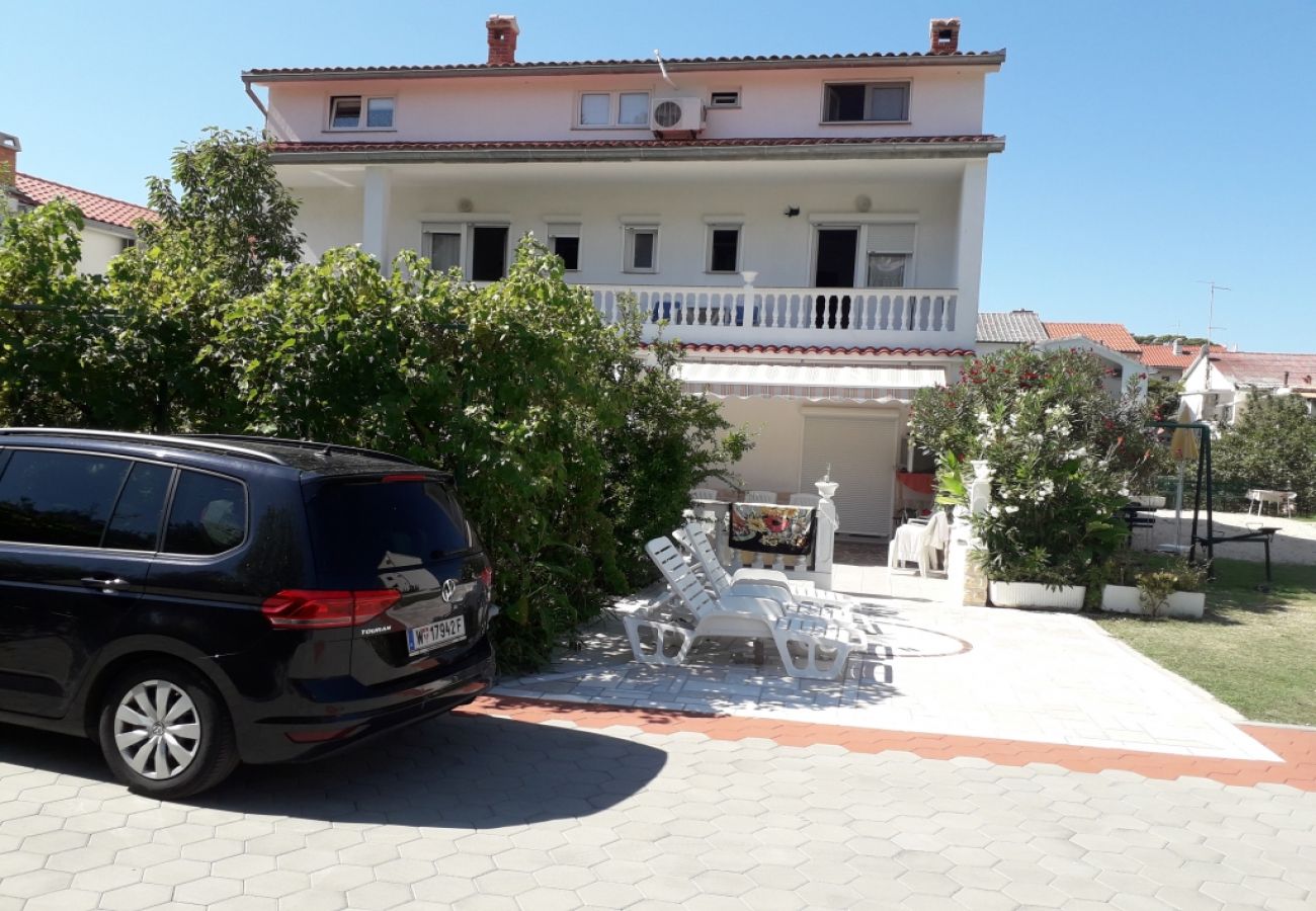 Ferienwohnung in Palit - Ferienwohnung in Palit mit Terrasse, Klimaanlage, W-LAN, Waschmaschine (4386-2)