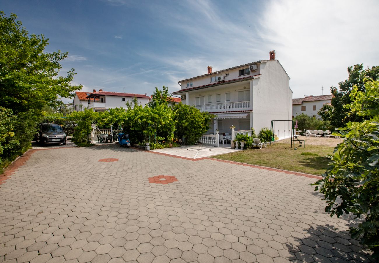 Ferienwohnung in Palit - Ferienwohnung in Palit mit Terrasse, Klimaanlage, W-LAN, Waschmaschine (4386-2)