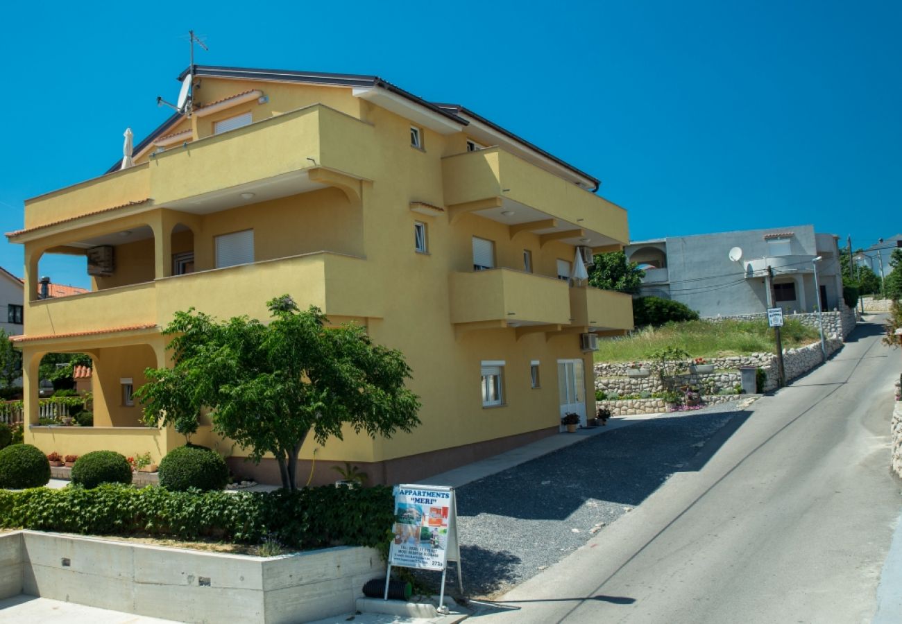 Ferienwohnung in Lopar - Ferienwohnung in Lopar mit Klimaanlage, W-LAN, Waschmaschine (73-1)