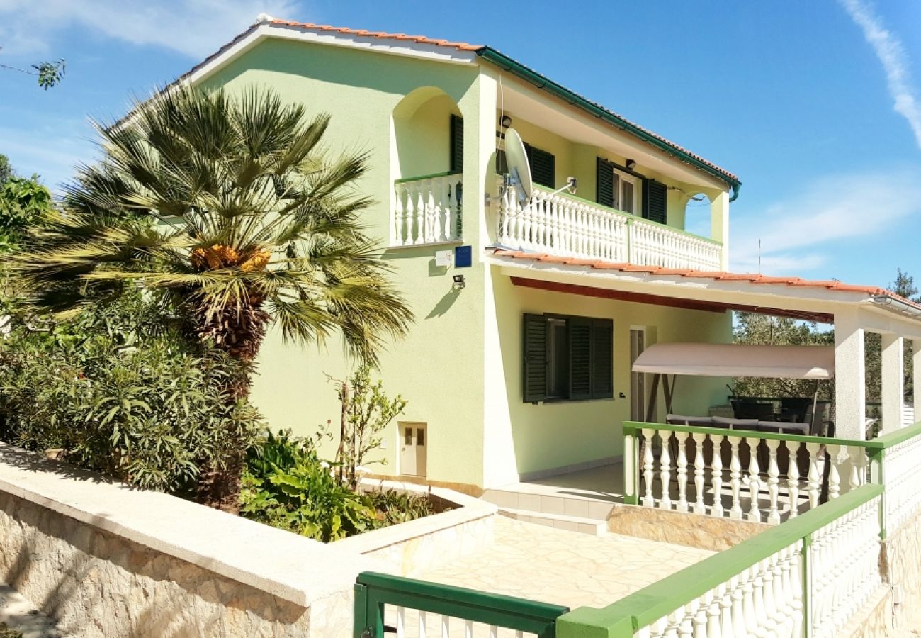 Ferienwohnung in Sali - Ferienwohnung in Sali mit Meerblick, Balkon, Klimaanlage, W-LAN (4413-2)