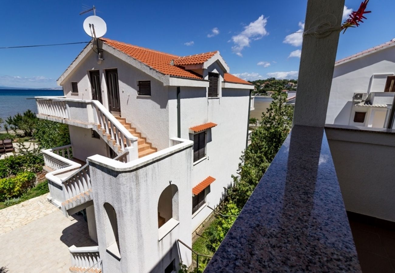 Ferienwohnung in Lopar - Ferienwohnung in Lopar mit Meerblick, Terrasse, Klimaanlage, W-LAN (4419-2)