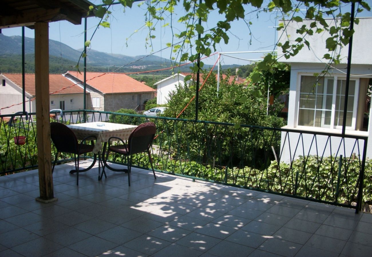 Ferienwohnung in Jelsa - Ferienwohnung in Jelsa mit Terrasse, Klimaanlage, W-LAN (4440-1)