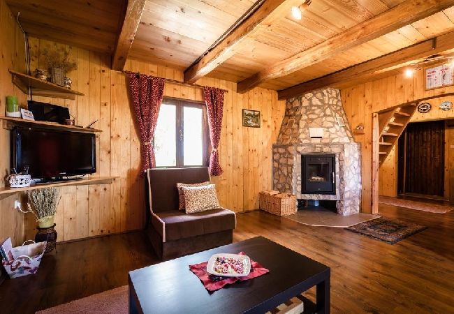 Ferienhaus in Rakovica - Ferienhaus in Rakovica mit Terrasse, W-LAN, Waschmaschine (4488-1) Ferienhaus in Rakovica - Ferienhaus in Rakovica mit Terrasse, W-LAN, Waschmaschine (4488-1)