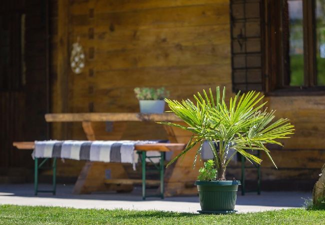 Ferienhaus in Rakovica - Ferienhaus in Rakovica mit Terrasse, W-LAN, Waschmaschine (4488-1) Ferienhaus in Rakovica - Ferienhaus in Rakovica mit Terrasse, W-LAN, Waschmaschine (4488-1)